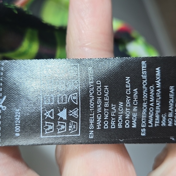 Forever 21 sheer floral top EUC - Picture 4 of 5